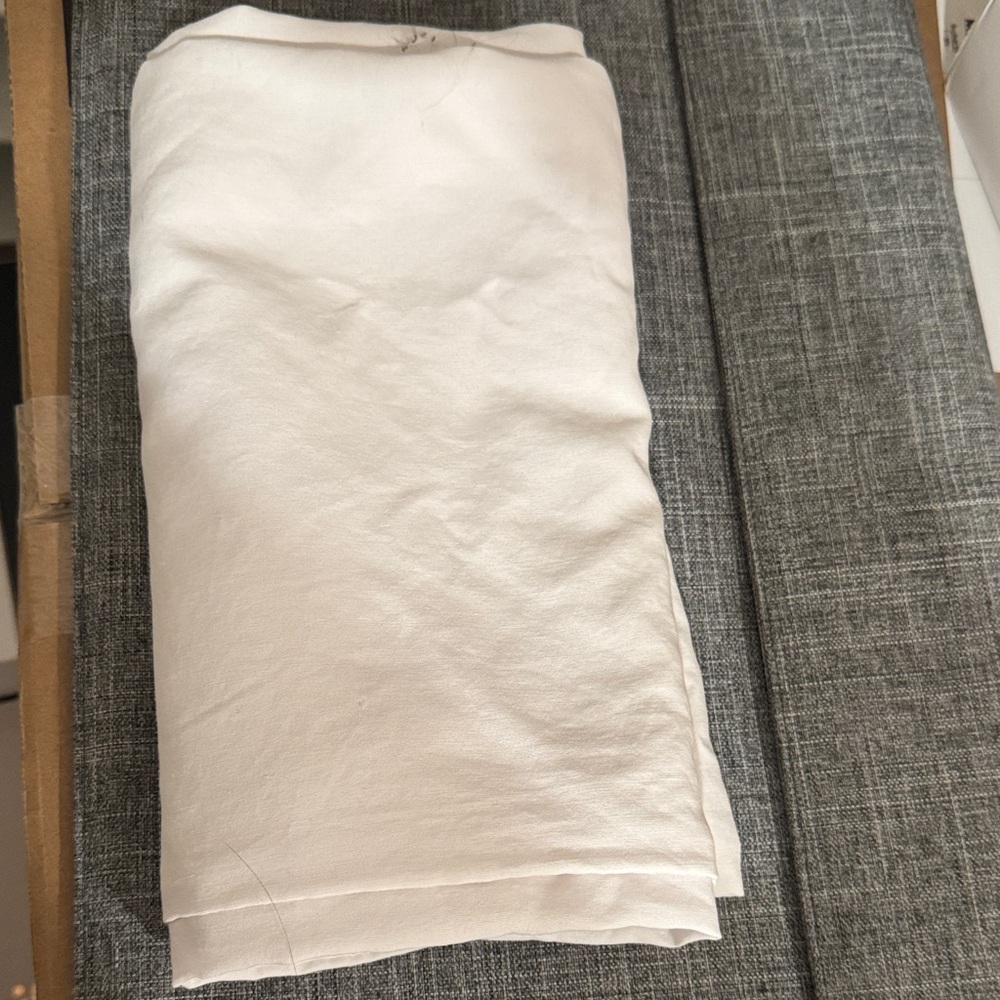 Resident Pillowcase (K)